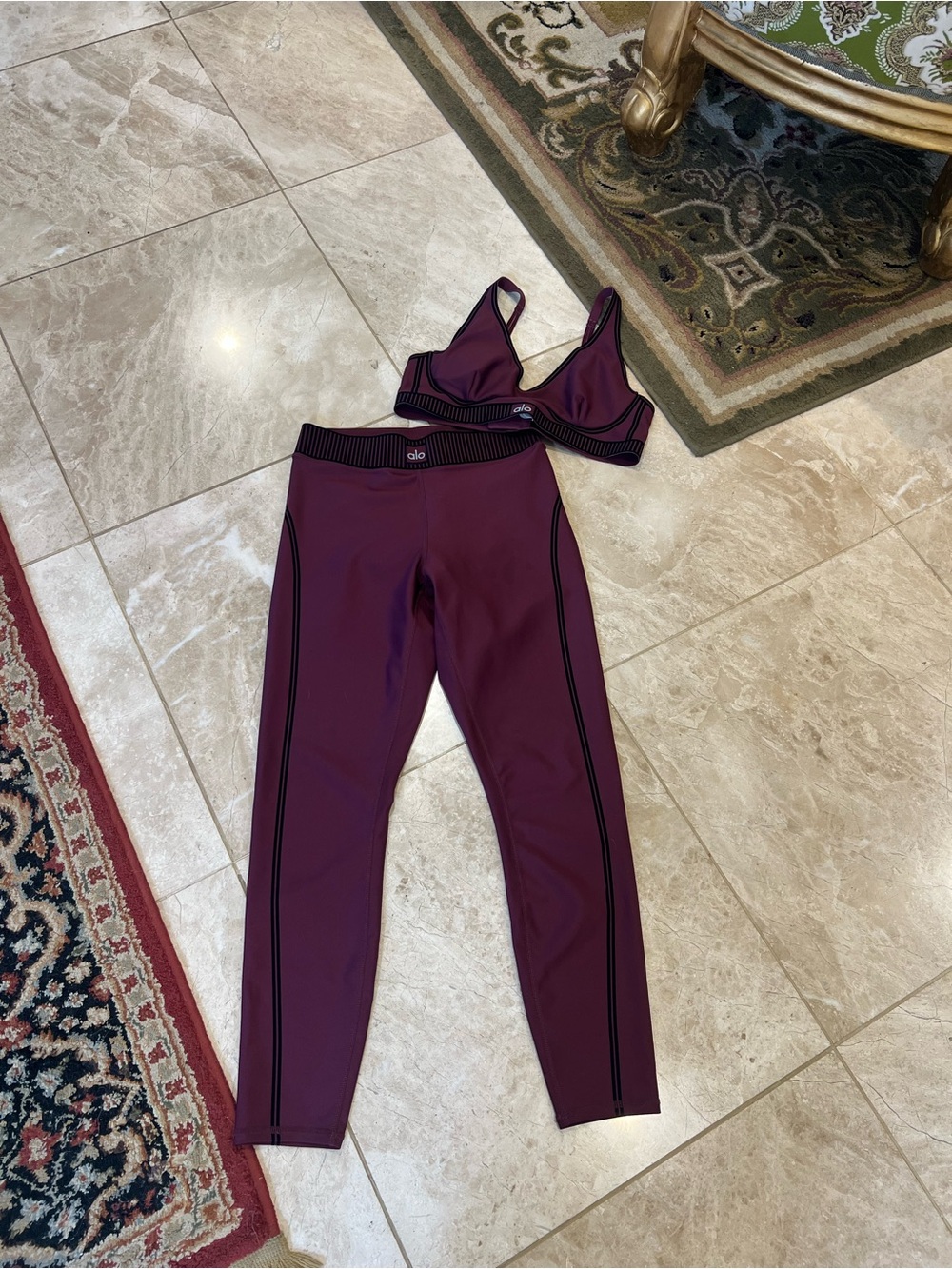 Alo Yoga Airlift Line Up Workout Set